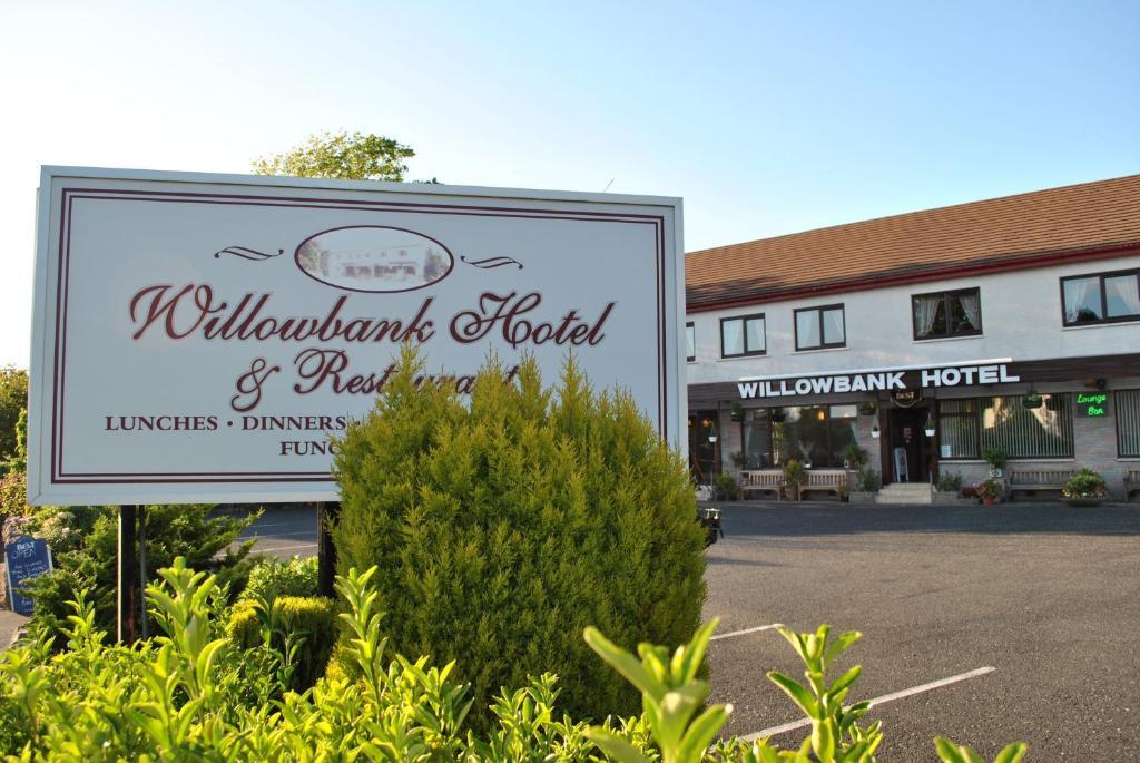 Willowbank Hotel Ларгс Екстериор снимка